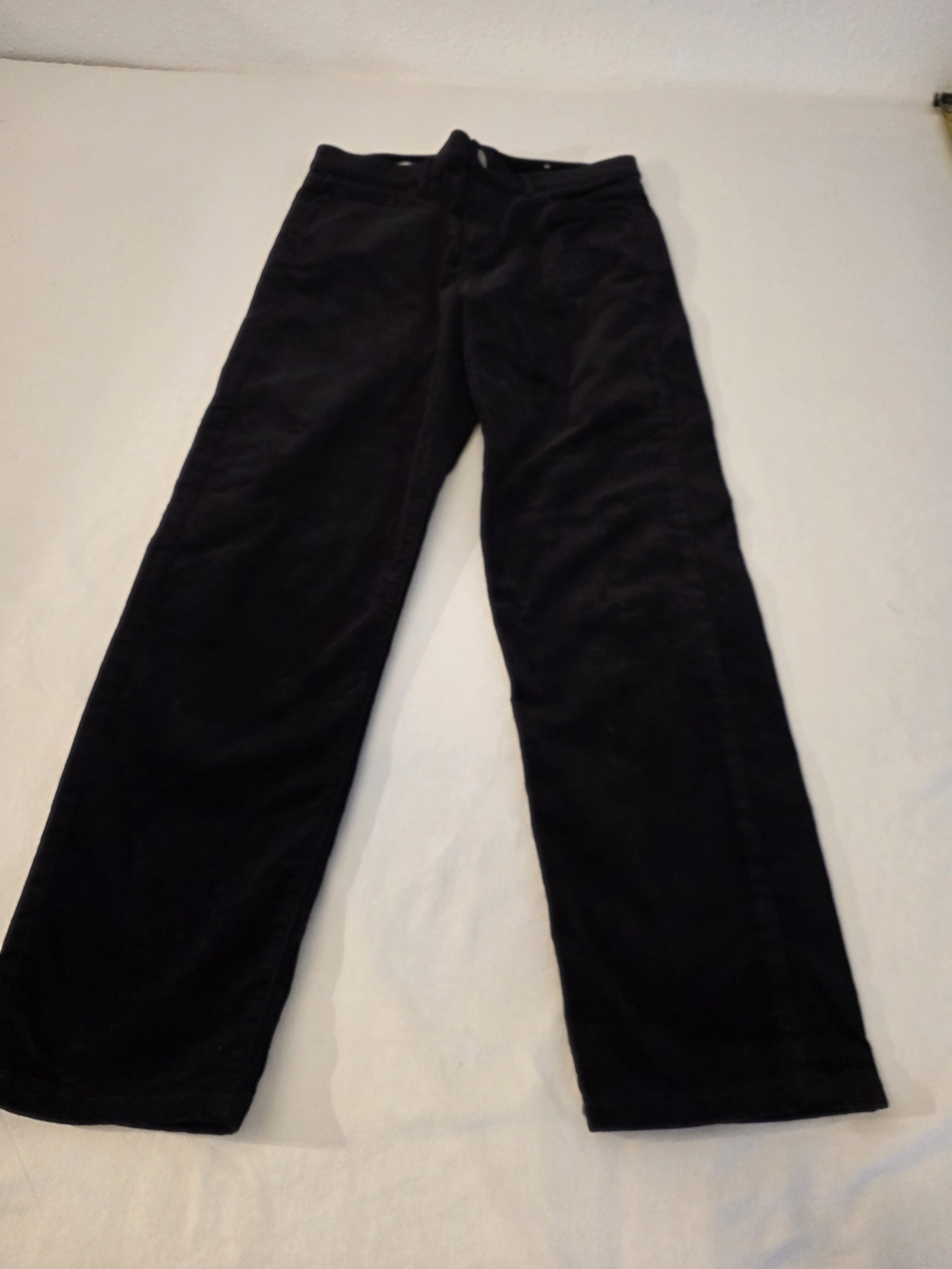 LOFT Women's Velvet Black Straight-Leg Pants. Size 6
